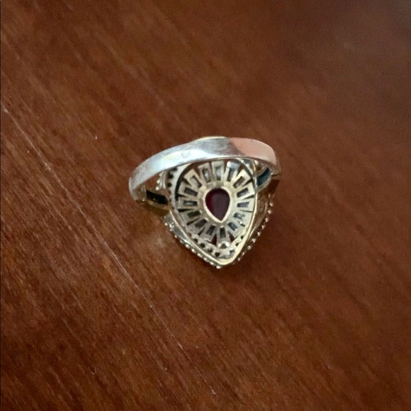 Teardrop Ruby Topaz & Crystal Baguettes Oval Cocktail Accent Ring Size 8 - Picture 2 of 11